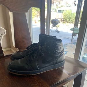 Jordan Retro 1 Gum Bottom. Size 12